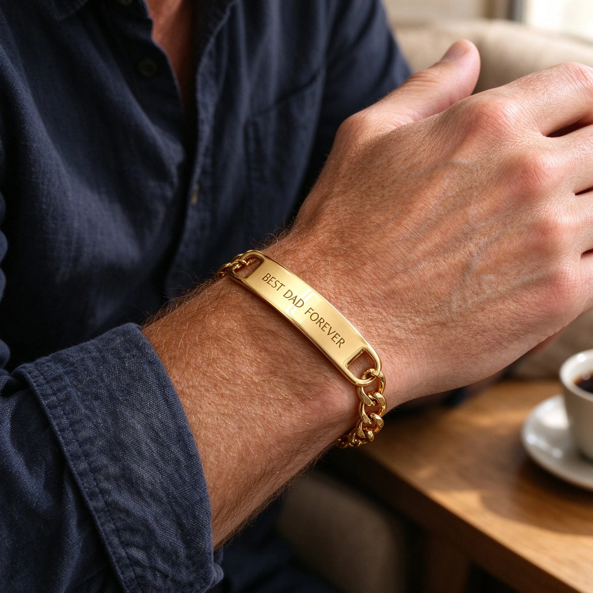 Custom Engraved Curb Chain Bracelet | Personalized Gold Bar Bracelet