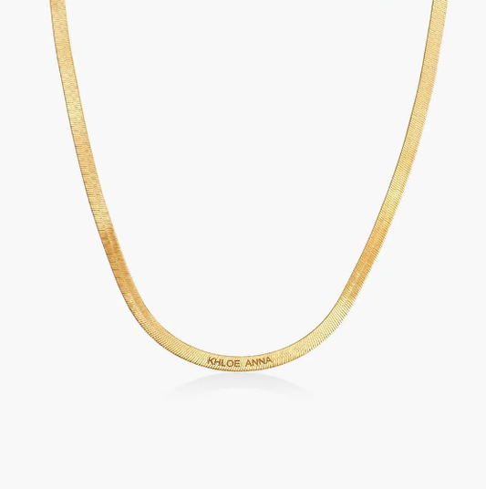 Vela Engraved Necklace – Personalized Slim Herringbone Chain